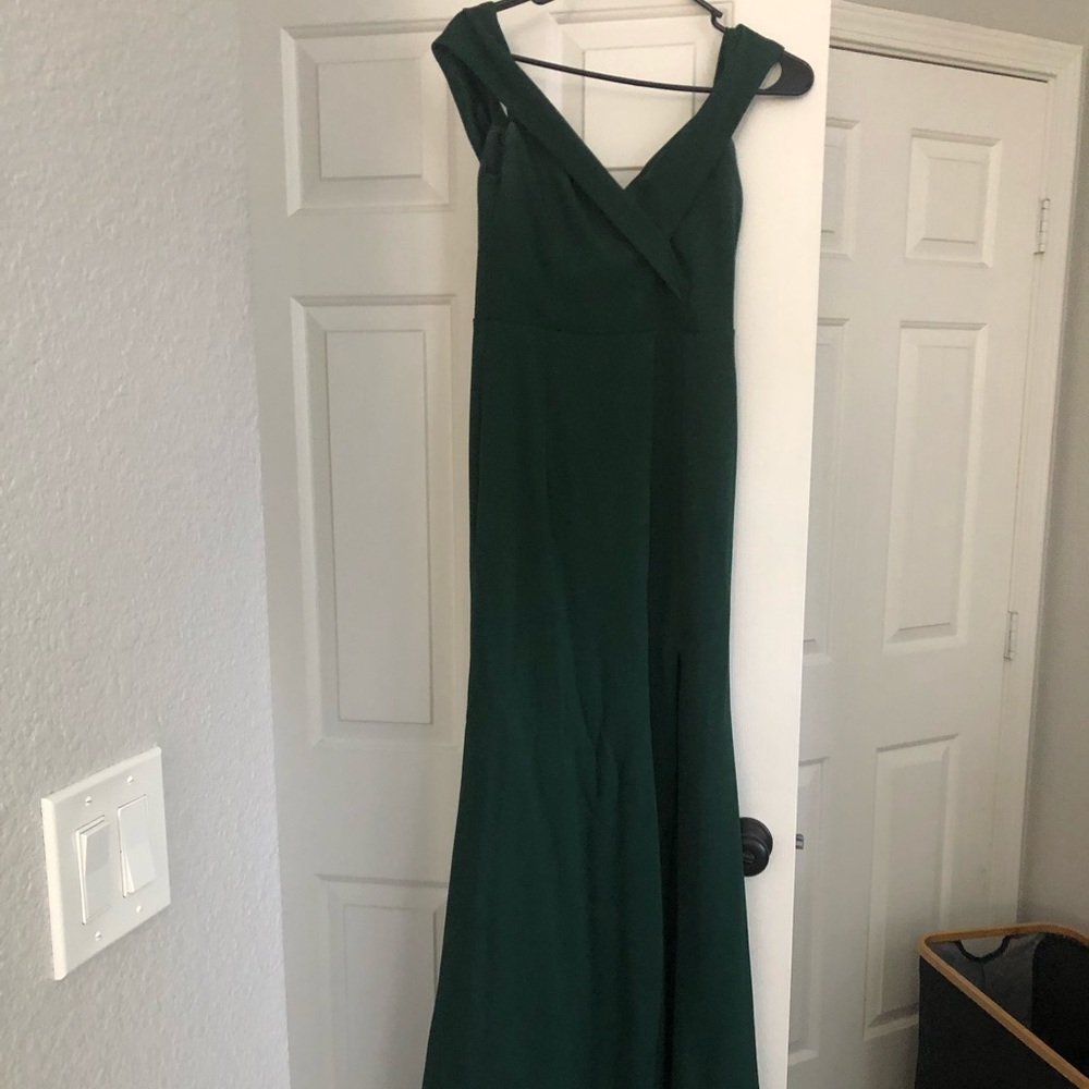 Green gown small size Lulu’s